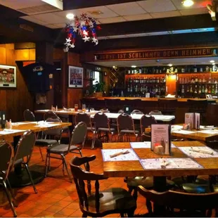 sushi and sashimi, interior