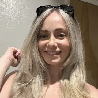 Lauren R.
