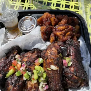 Peri-peri wings with plaintain