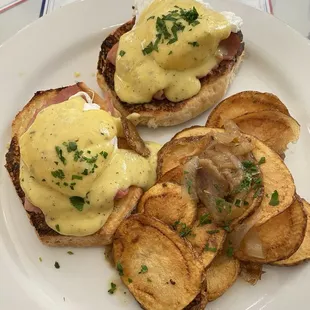 Eggs Benedict