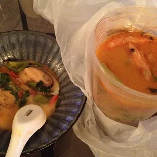 Sopa de Mariscos (seafood soup). Dunno bout you but I can't take those eyeballs...