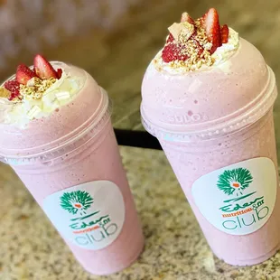 Strawberry cheesecake meal replacement