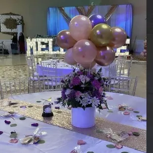 Some pictures of the decor, and the set up of some events