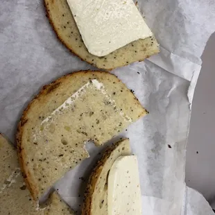 Bagel barely toasted and stingy with the cream cheese