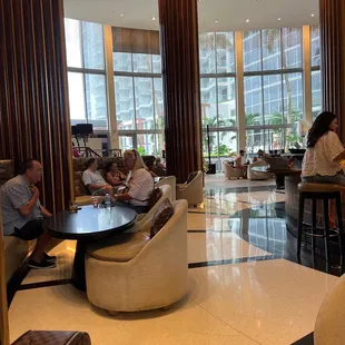 Full bar no service