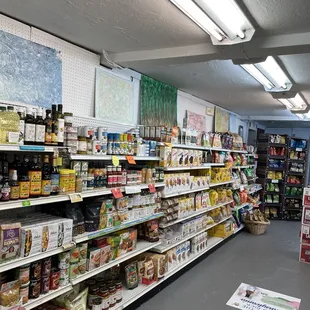a grocery store aisle
