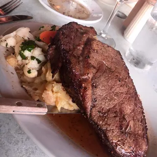 Queen Smoked Prime Rib