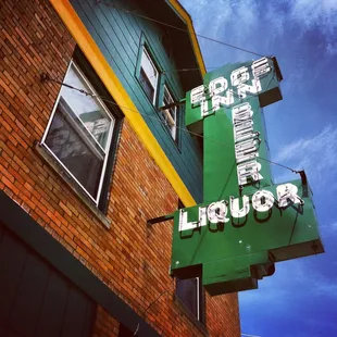 Edge Inn Tavern