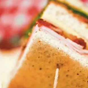 a ham and cheese sandwich