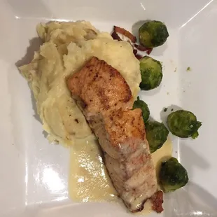 Salmon (small) plate