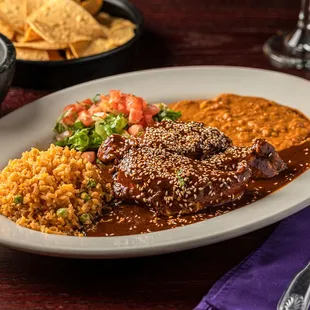 a plate of mexican food