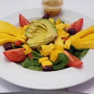ABOCADO MANGO SALAD