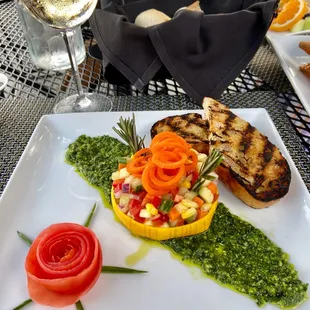 Veggie pesto tartare