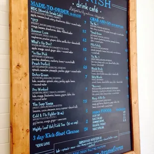 So many great options on the menu at Nourish! I tried the NDC (nourish drink cafe) and will order it again! Beets, apple, celery