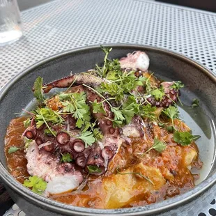Octopus bolognese