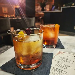 Vieux carre (front) Boulevardier (behind(
