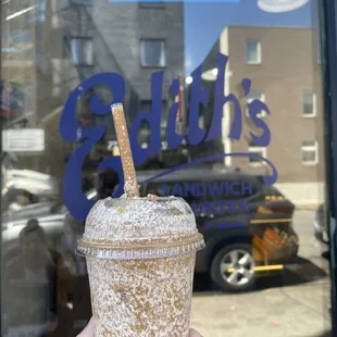 Oat milk tahini coffee slush just in time for this nice summer weather