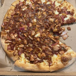 BBQ PIZZA