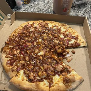 BBQ Chicken Pizza BBQ PIZZA