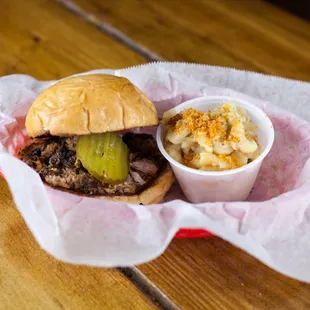 Kids BBQ Sandwich with Mac &amp; Cheese