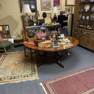 Incredible Quality mahogany Table with banded inlaid accents