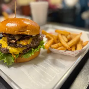 Cheeseburger and Fries