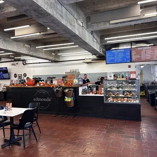 sushi and sashimi, interior