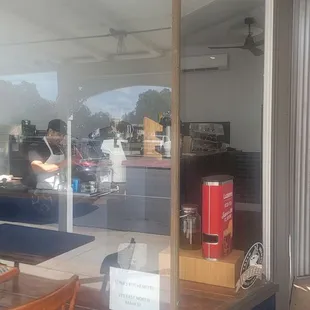 Ednaskitchenette store front.