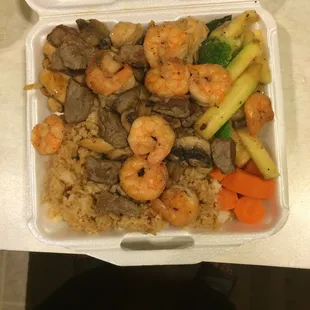Chicken,steak, &amp; shrimp yummy!!