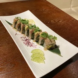 sushi, sashimi, sushi and sashimi, food