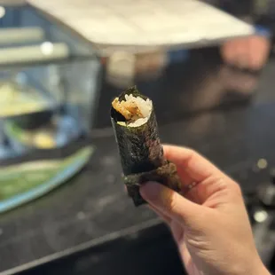Dynamite Hand Roll