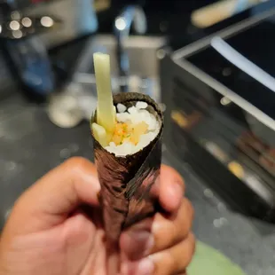 Blue Crab Hand Roll