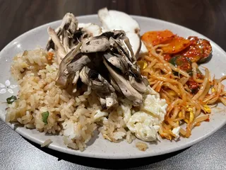 Izziban Sushi And Korean BBQ
