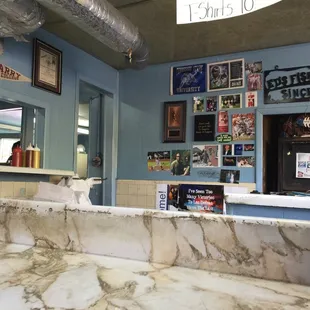 Old school, hole-in-the-wall, tiny catfish joint that every Nashvillian should experience!