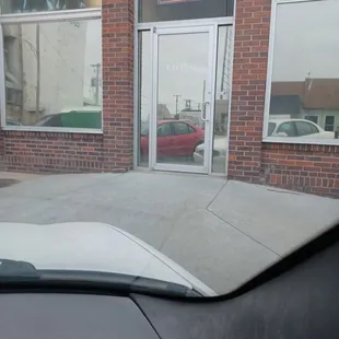 Closed Mon &amp; Tue