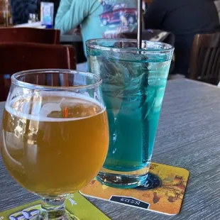 Bookends &amp; Carolina Paw Punch