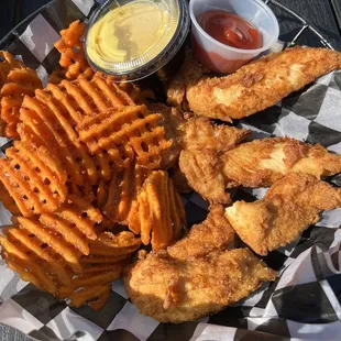 Chicken Finger Basket with Fries (sweet potato fries)
