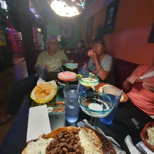 Take salad with steak