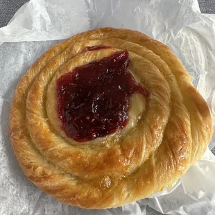 Raspberry danish