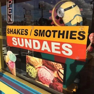 Shakes / Smoothies / Sundaes