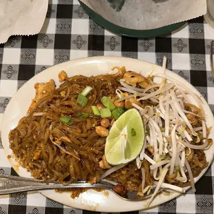 32. Pad Thai