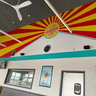 the interior of a fast food restaurant