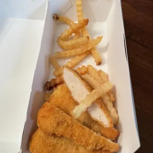 "Ham sandwich". Messed up order again. This place should be embarrassed of this, this is all the fries they threw in the kids meal.