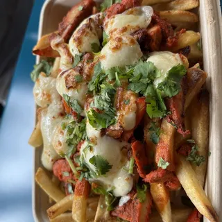 Tandoori Chicken Poutine