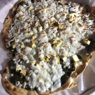 Lil' Naan Pizza