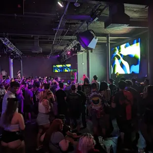 a large group of people dancing