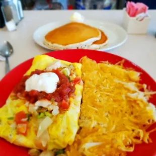 Fajita Omelette with hashbrowns and pancakes