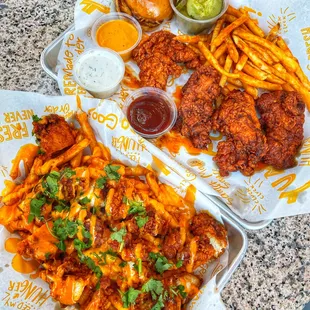 Dirty Fries and Chicken Strip Combo
