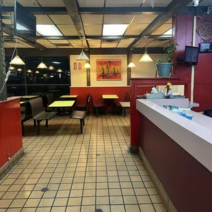 sushi and sashimi, interior