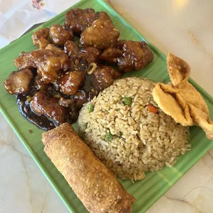 Hot Braised Chicken lunch special